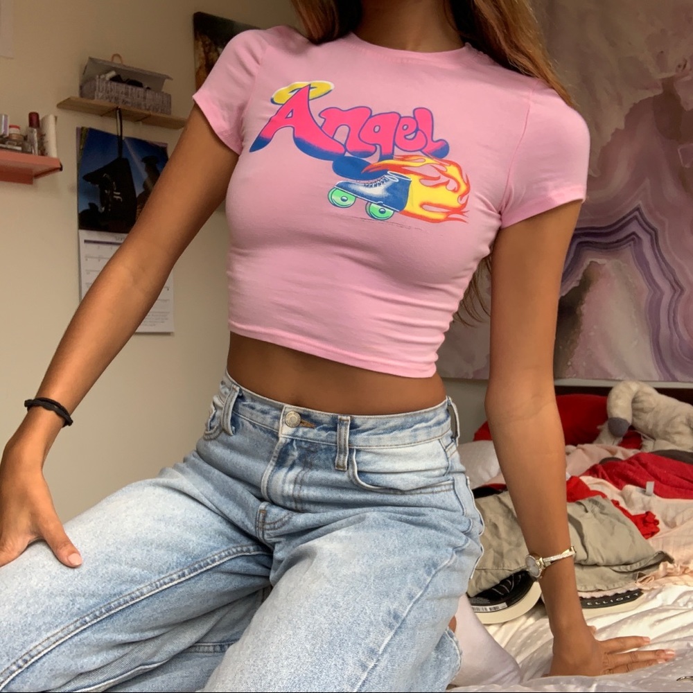 Angel Graphic Crop Top